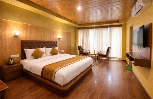 Manali Hotel | Vista Resort - Centrally Heated & Air Cooled, Mall Road Manali