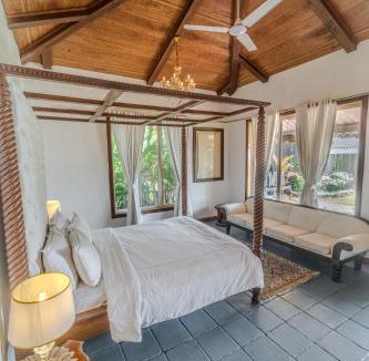 Kadadhe Villa | Vogue Vue 8BHK Pawna by Hermosa Stays