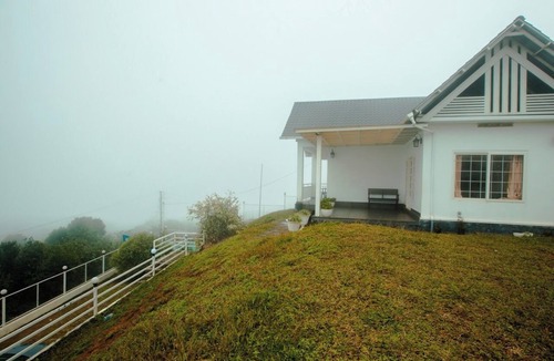 Vagamon Villa | VOYE HOMES Whitestone Cottage Vagamon