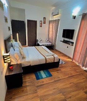 Vrindavan Hotel | Vrindavan suites omex