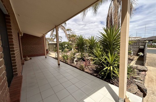 North Beach House | Wallaroo Getaway - Family Retreat - North Beach