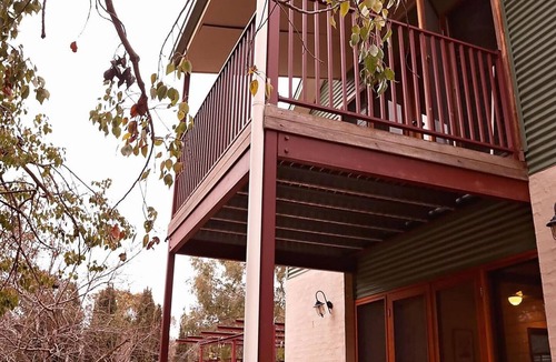 Oura Villa | Wandayali Creek Guesthouse ~ a cosy farmstay just 25 mins to Wagga Wagga