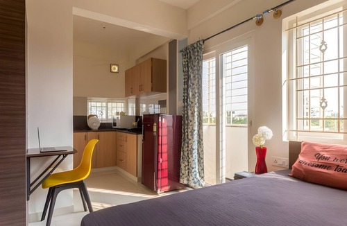 Palm Meadows Apartment | Wandr. Auriga - Whitefield, Divyashree Tech Park, ITPL, Manipal Hospital, Vyedhi Hospital