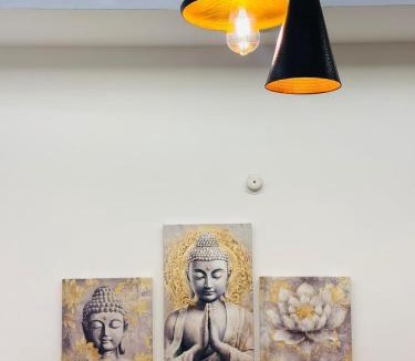 Bullawala Apartment | Warm Nest