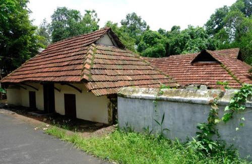 Kumbalam Resort | Warriam Road