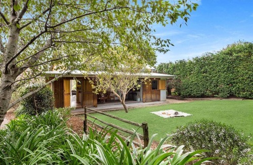 Berry Cottage | Warriwul Cottage - Spacious cottage in Berry