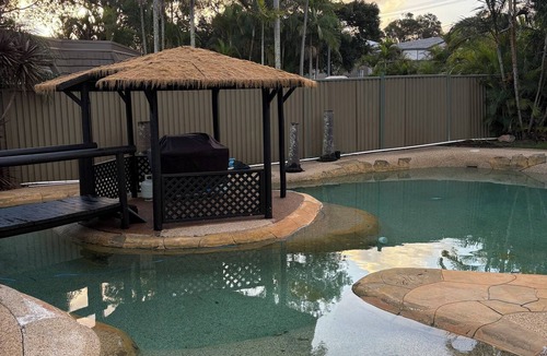Lake Munmorah Villa | Waterfront Oasis Lakefront Villa