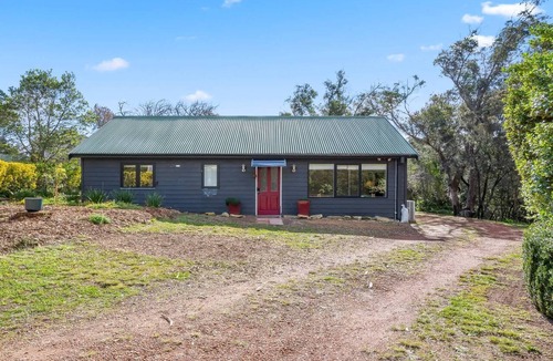 Wentworth Falls House | Welcome Mat | Wenworth Falls Garden Retreat House
