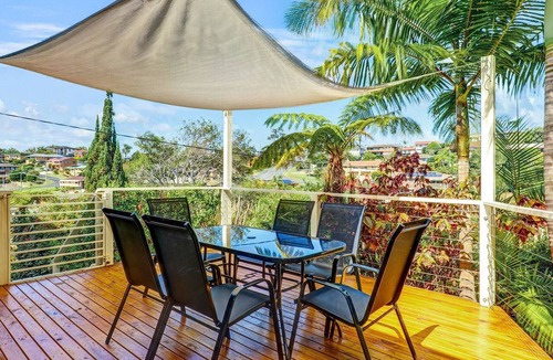Nambucca Heads House | Welcome to Avalon 2, your ideal pet-friendly holiday home.