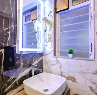 Borivali East Apartment | Western Suite - Gagal Home