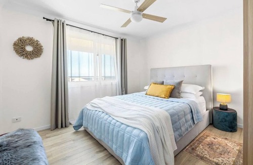Tuross Head Apartment | Whale Watcher – 5BR Home | Summer Only