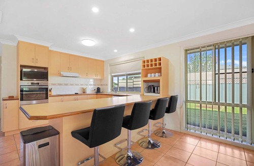 Dubbo House | Whispering Glen - Pool Entertainer, Close to Zoo
