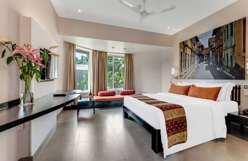 Candolim Resort | Whispering Palms Beach Resort