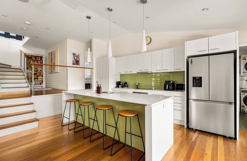 Copacabana House | "Whispering Waves" – Pet-Friendly Coastal Escape