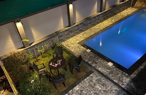 Karla Villa | WHISTERIA VILLA