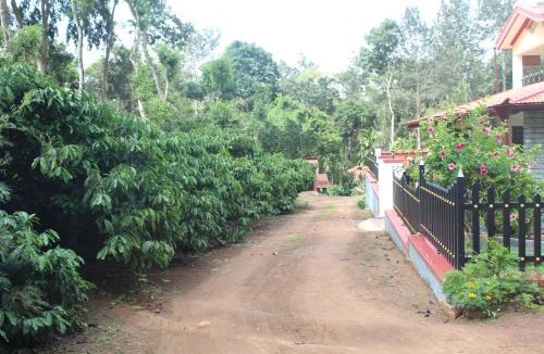 Kushalnagar House | Whistling Woods Farm Stay