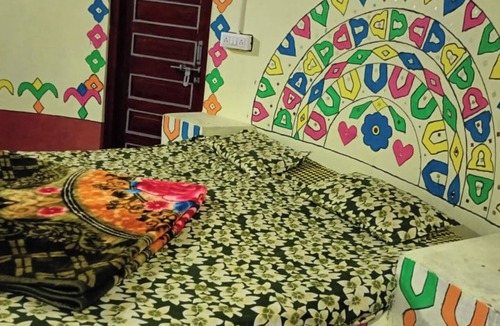 Bhuj Hotel | White Desert Homestay
