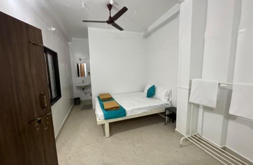 Tuljapur House | White Lotus Bhakta Niwas