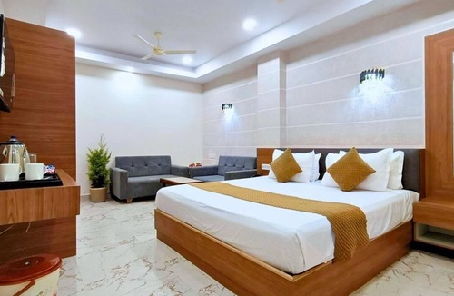 Haridwar Hotel | White Panda Hotels Royal Inn
