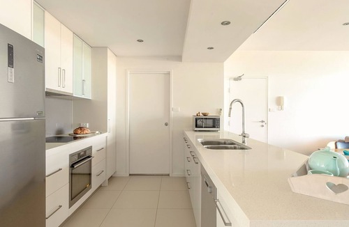Huskisson House | White Sea Eagle - FREE LINEN AND WIFI IN THE HEART OF HUSKY