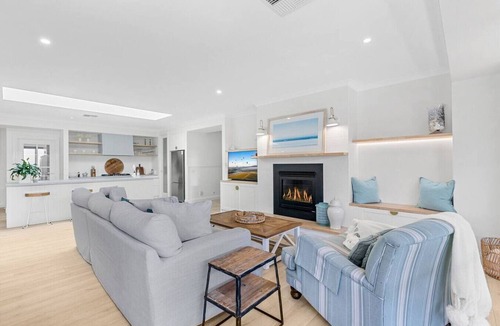 Pokolbin House | Whitepepper Cottage, Pokolbin, Hunter Valley
