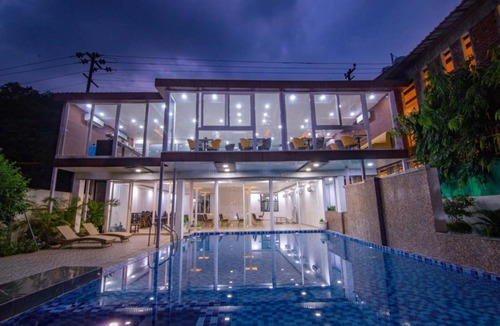 Ramnagar Hotel | Wildlife Stay by Corbett Treff