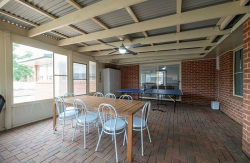 Dubbo East House | Windsor. Backyard Entertainer. Dubbo.