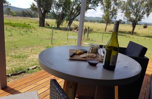 Buckaroo Apartment | Winery Studio on Scenic Acreage