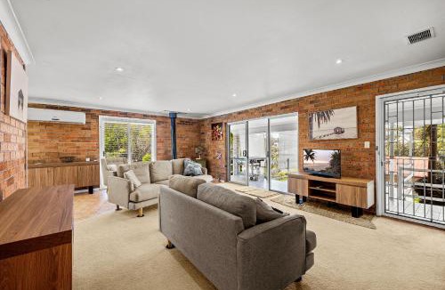 Hat Head House | Winnmic - 11 Home St Hat Head