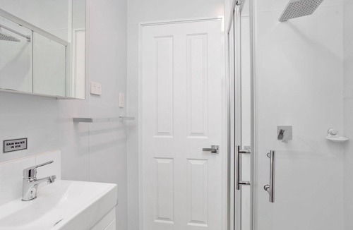 Rainbow Flat Cottage | Winx in Manning Park Rest