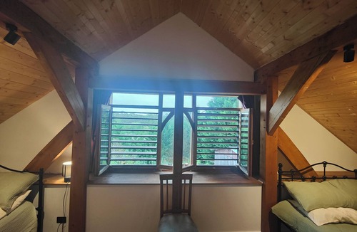 Bundanoon House | Wodinstead - A cosy large home in Bundanoon