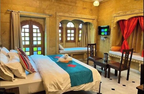 Amar Sagar Pol Hotel | Wonbin Safari Hotel