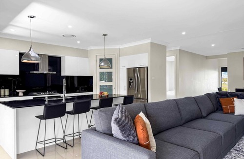 Abernethy House | Wrenwood - Your gateway to Wine Country