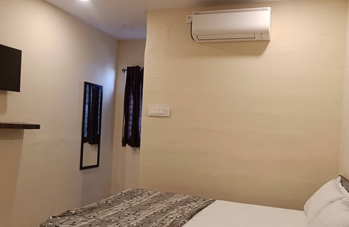 Fish Market Hotel | YADUKUL HOTEL