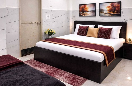 Vrindavan Hotel | Yamuna Dham