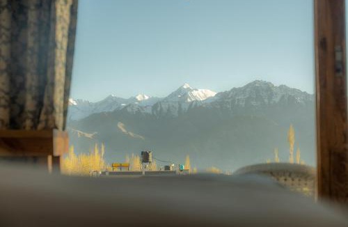 Leh Hotel | Yarab Tso