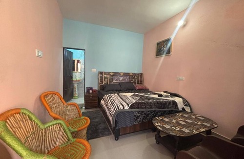 Dugalbitta Hotel | Yash Homestay Huddu