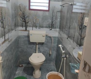 Bhimavaram Apartment | Yerramsetti Vaari Homestay, Full 3BHK, AC Rooms , Kitchen Access Self Cooking