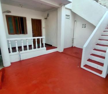 Mahabalipuram Beach House | Yogi home stay