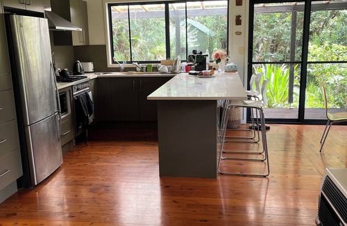 Patonga House | Your own little private paradise in the forest but minutes from the beach.