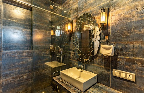 Candolim Hotel | Zense Resort