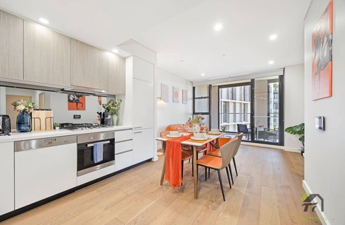 Zetland Apartment | Zetland Bright 2BR Apartment | Wheelchair Friendly | Step-Free Access