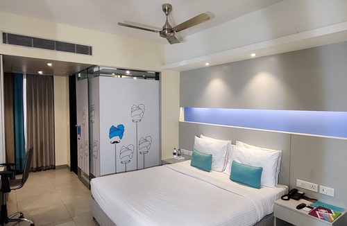 Kukatpalli Hotel | ZIBE Luxe Hyderabad by GRT Hotels