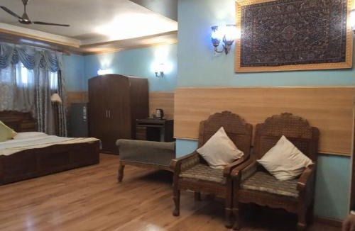 Brein Hotel | zoz Stream