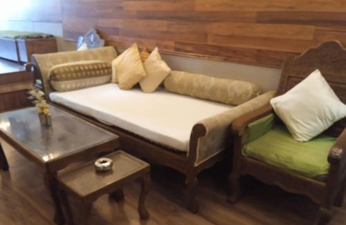 Brein Hotel | zoz Stream