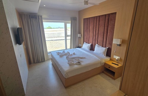 Purulia Hotel | Zuke Garden & Resort
