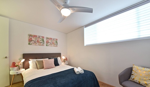04 Modern Apartment close to Airpot & City in perth