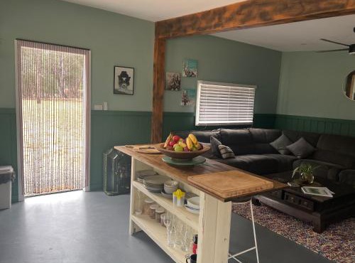 5 Star Off Grid Farm Retreat