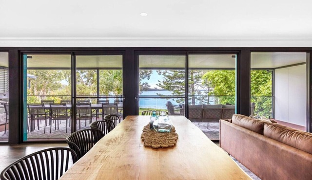 6 BDRM I Serenity at Buff Point in Buff Point