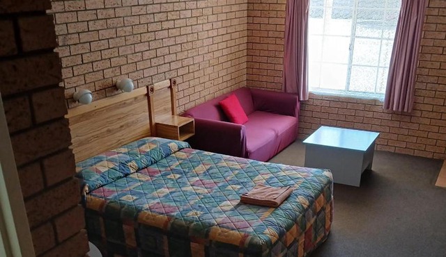 Aaron Inn Motel